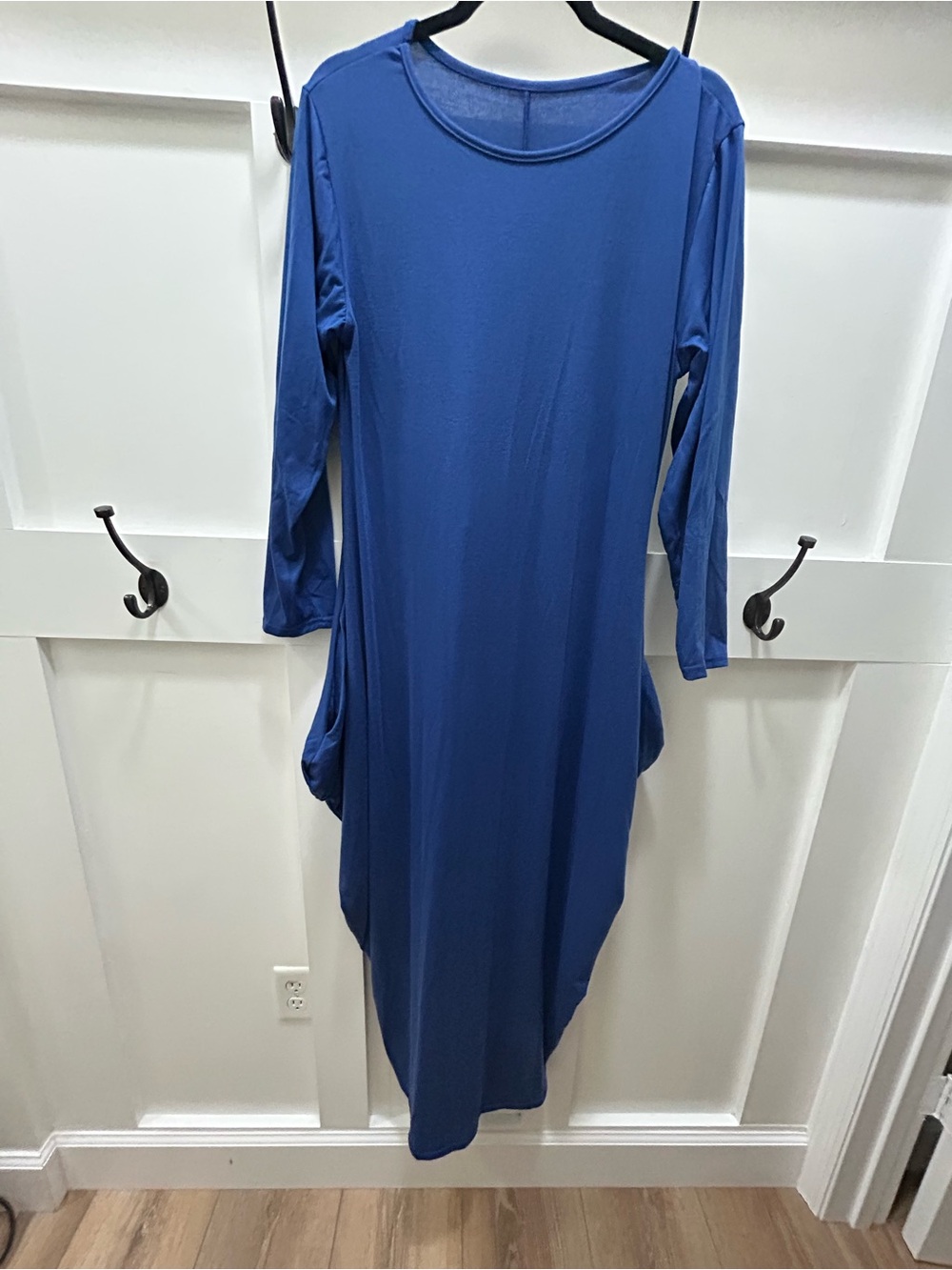 NWOT Women's Blue Long Sleeve Kaftan Maxi Dress